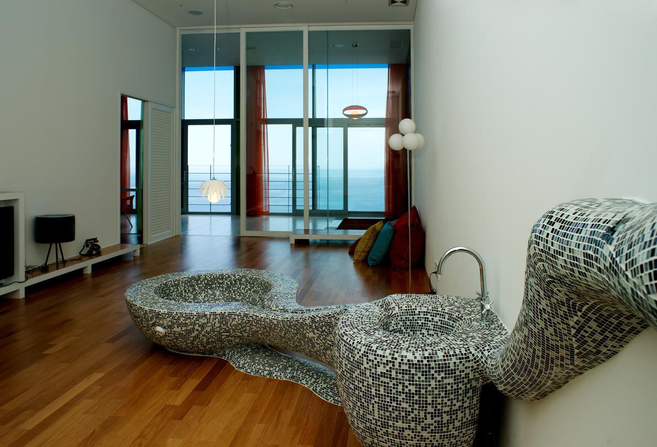Haslla Art World Museum Hotel Gangneung Esterno foto